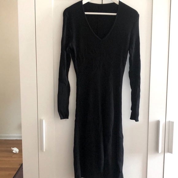 Ribbed V Neck Dress - Picture 1 of 8